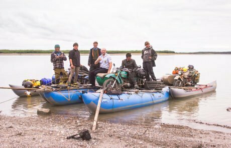 zyryanka-kolyma-river